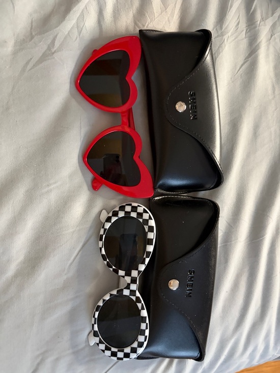 SHEIN Accessories - SHEIN Red Heart Sunglasses & Black White Checkered Oval Sunglasses Set